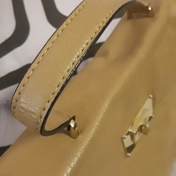 Michael Kors Pebble Leather Satchel Tan Handbag - Picture 10 of 16